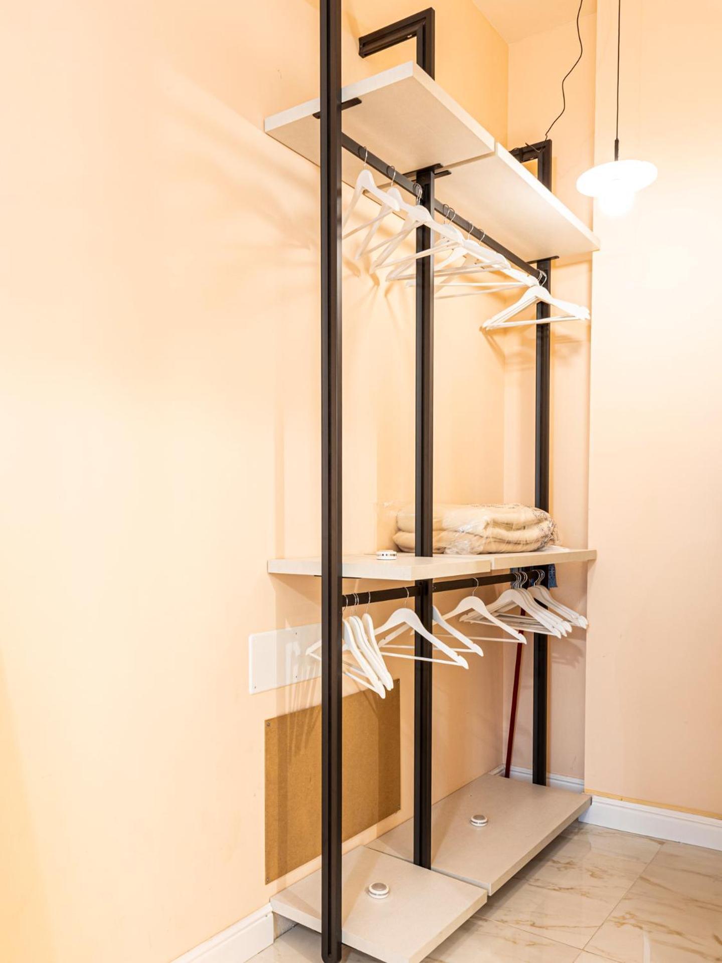Luxury Sant'Ambrogio Apartment Milan Luaran gambar